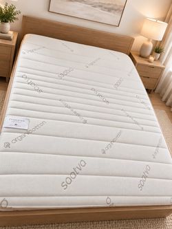 Saatva "Zenhaven" Queen Mattress - Like New Condition