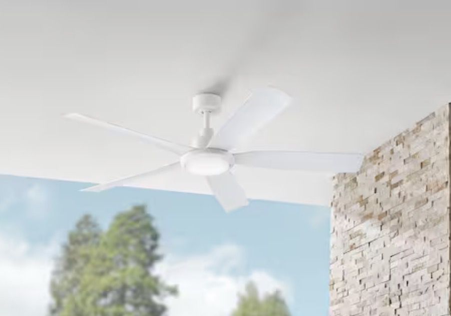 Hampton Bay Amaia 56” Indoor/Outdoor Ceiling Fan with Remote