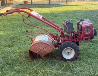 Troy-bilt horse rear-tine garden tiller
