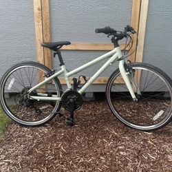 REI REV CTY 24 INCH Kids Mountain Bike