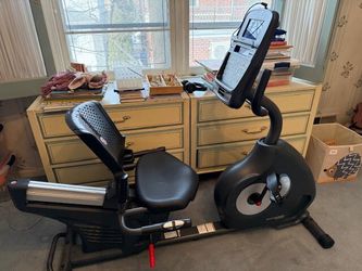 Schwinn 270 Recumbent Bike Like New with 25 Resistance Levels