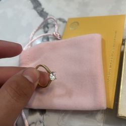 Gold moissanite ring