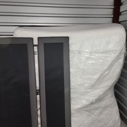 Queen Size Intellibed Mattress w/ Adjustable Head/Foot Massaging Base 