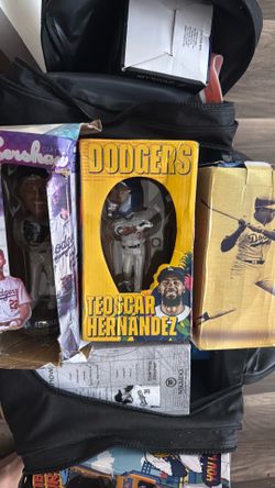 Bobble head