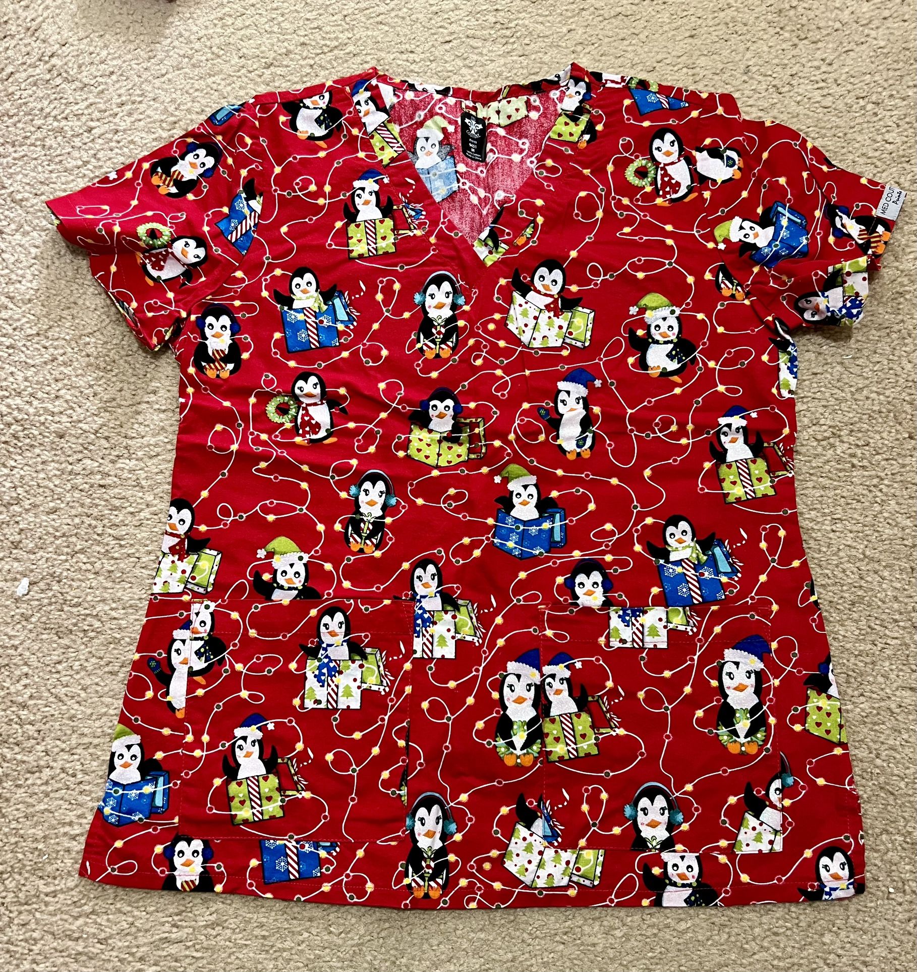 Women’s Christmas Scrub Set Medium