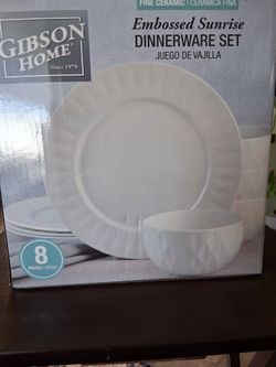 Gibson Home Embossed Sunrise Dinnerware Set pieces,