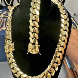 Brand new 18 k yellow gold filled Cuban link chain and bracelet    Available in most sizes!  Also have men’s jewelry Cuban link set men’s necklace cha