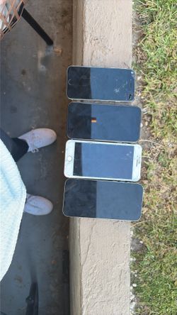 4 iPhones All Broken But Just Screens, Colors