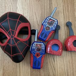 Spider-Man Mask and Walkie Talkie Set