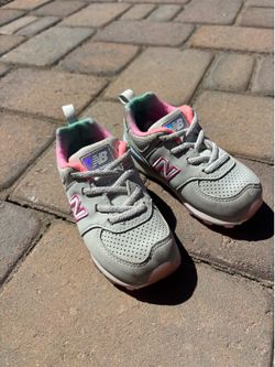 Toddler sneakers