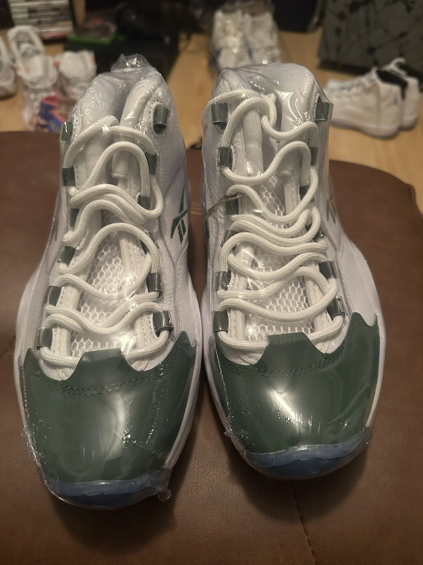 Reebok Question Mid. Mens Size 8 