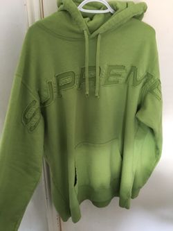 Supreme SS19 set in logo hoodie