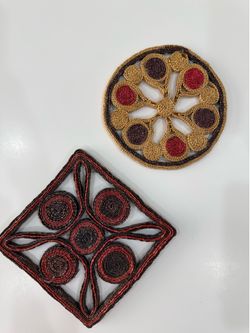 Vintage Mid-Century Boho Woven Raffia Straw Trivets / Wall Decor (Set of 2)