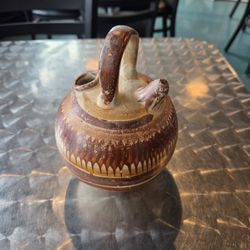 Tonal Geometric Picher