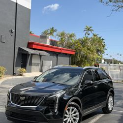 2019 CADILLAC XT4 FWD LUXURY