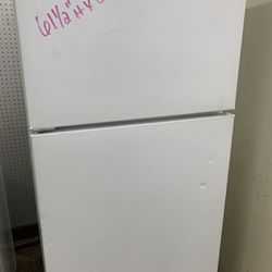 Hotpoint Refrigerator! Stove Also Available ! ‘’’’