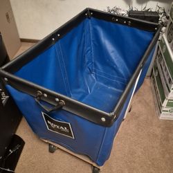 Royal Bin Basket Truck On Wheels 