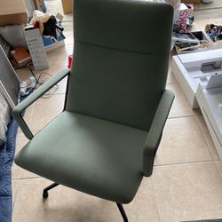 Large Office Chair 