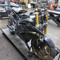 PARTED OUT - 2009 08-16 Yamaha YZFR6R R6 - Motorcycle parts - 016033