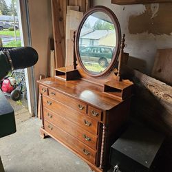 Dresser Vanity