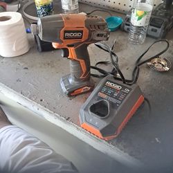 RIDGID impact GUN AND CHARGER 