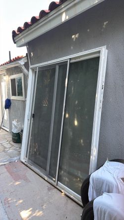 Sliding door