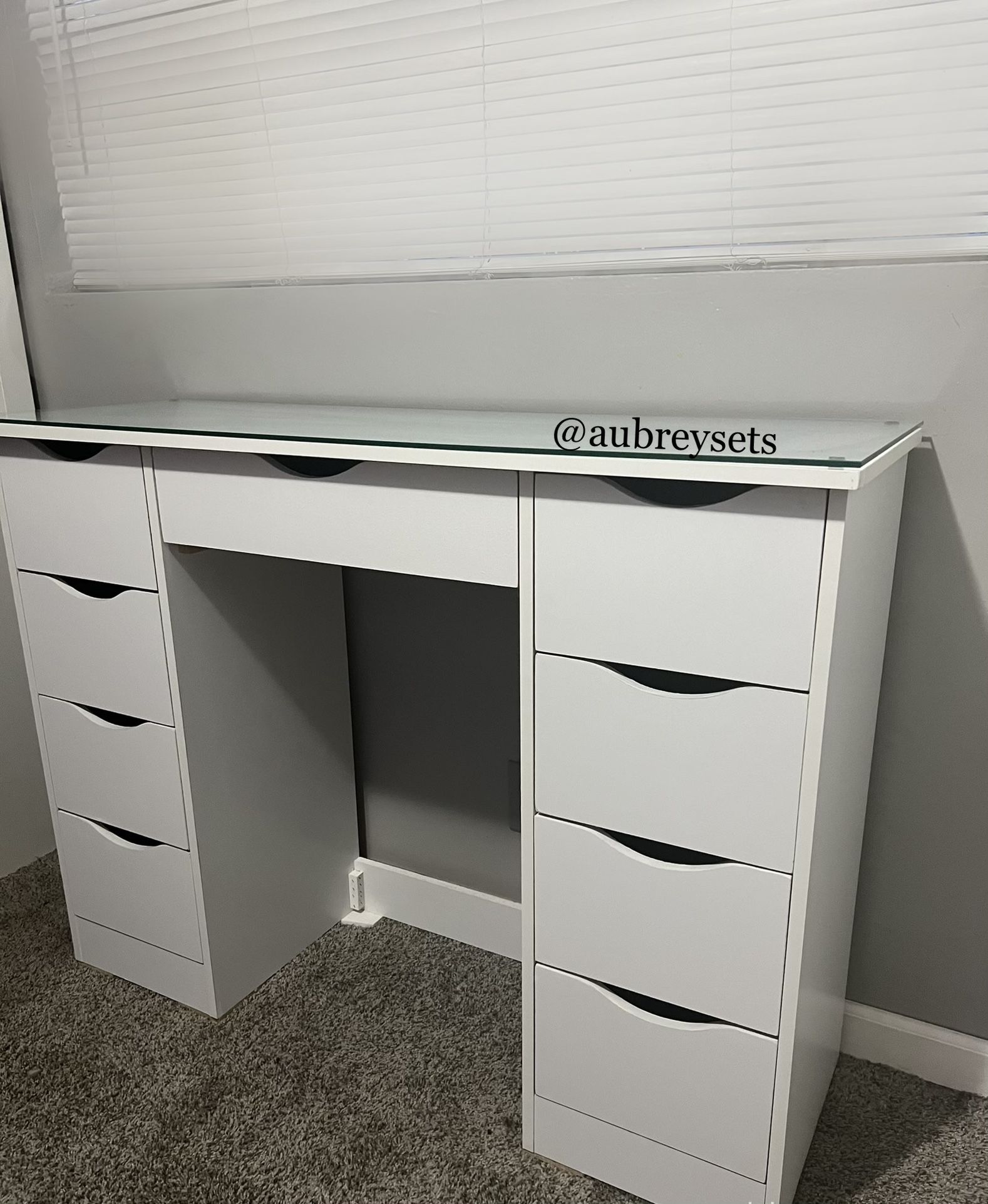 White Vanity Desk With Glass Protector 