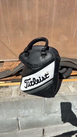 Golf ball bag