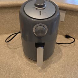 Compact Air Fryer (Bella) - Excellent Condition