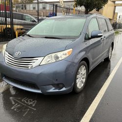 2013 Toyota Sienna