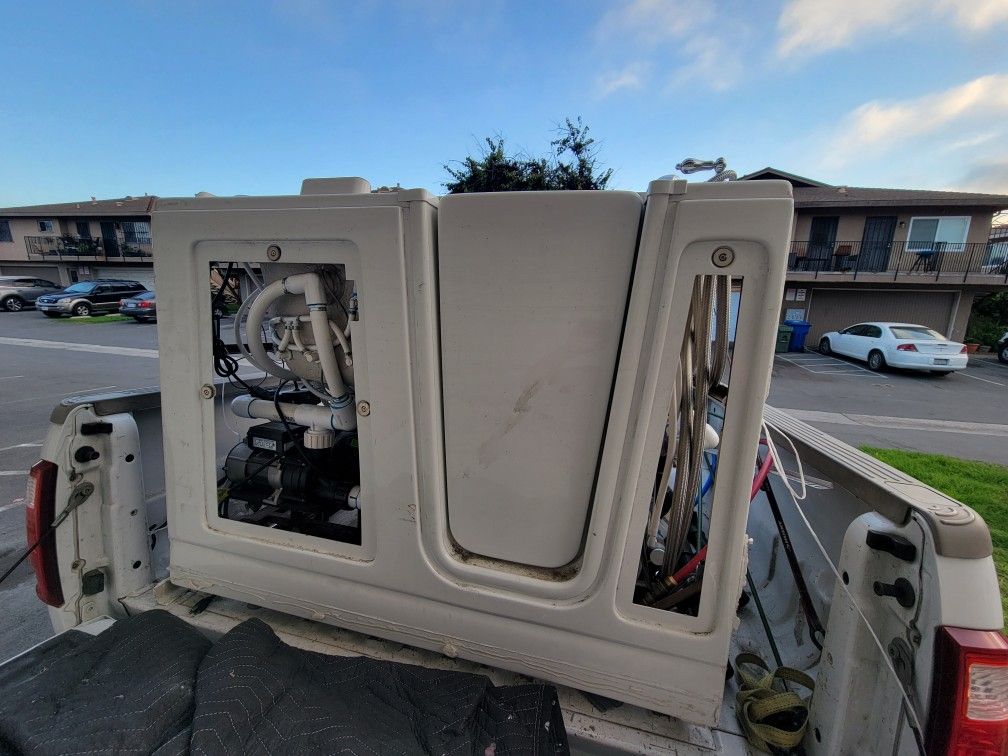 Hot Tub/ Walk In Tub