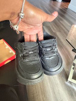Toddler sneakers