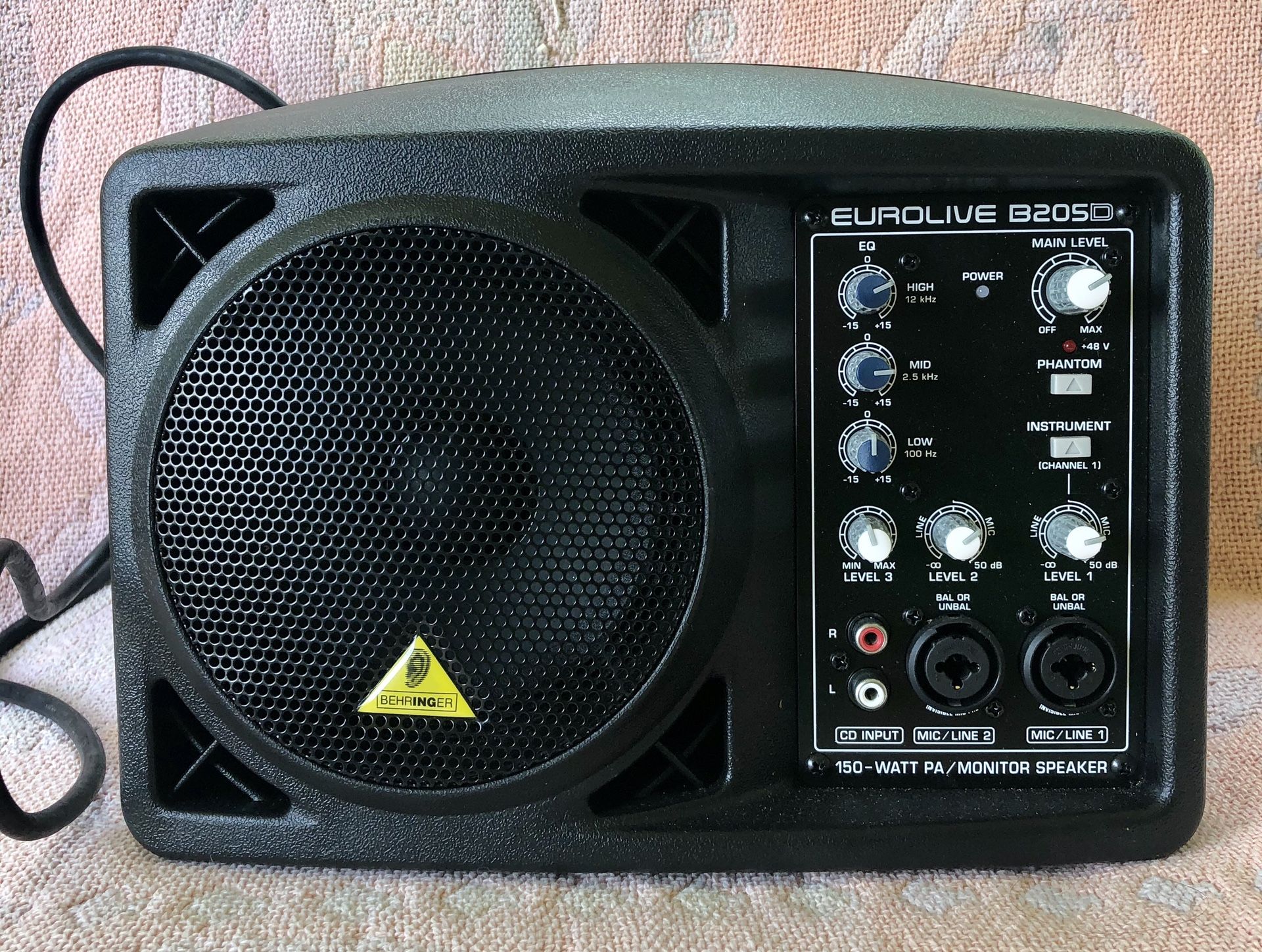 Behringer Eurolive B205D 150Watt PA/Monitor speaker