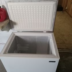 Magic Chef Freezer Chest