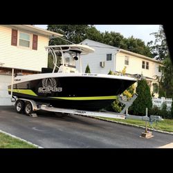 2017 Wellcraft 242 scarab