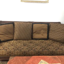 3 Sofas 