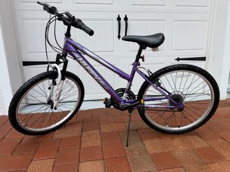 Huffy Highland Purple Mountain Bike