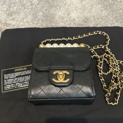 Chanel Mini Goatskin Chic Pearls Clutch On Chain Ghw Cc Gold Black Crossbody