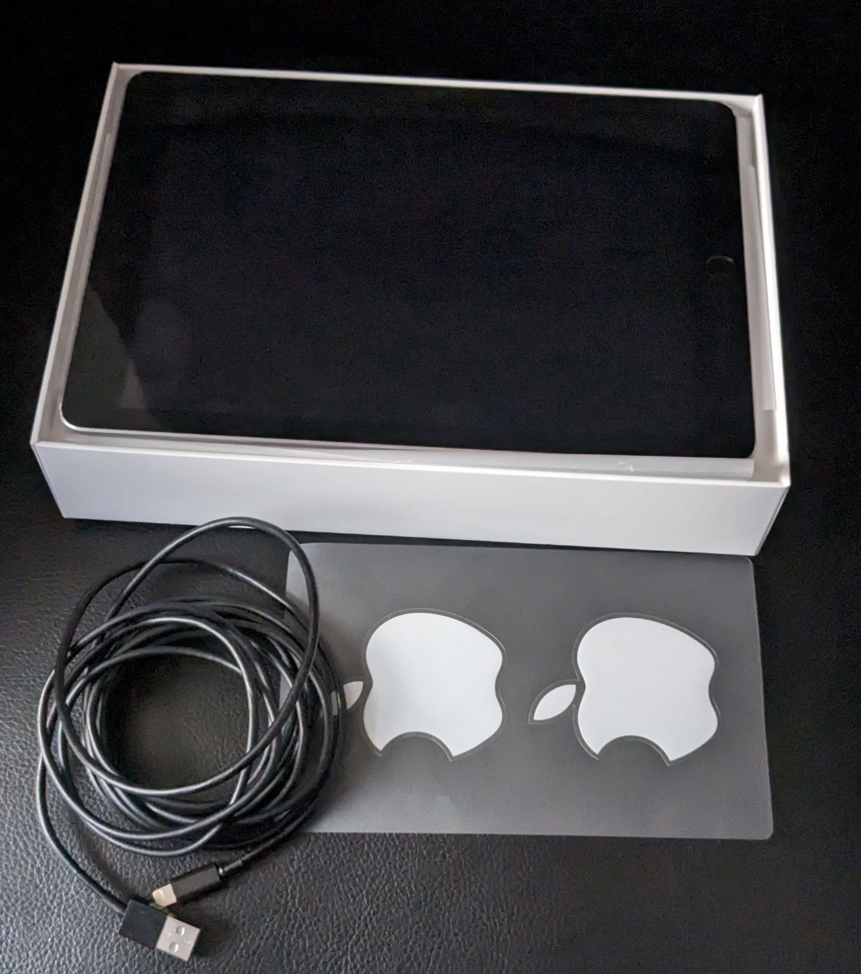 Apple Ipad 32g  $125