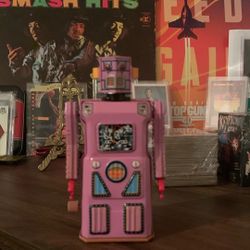 Vintage Toy Wind Up Robot 