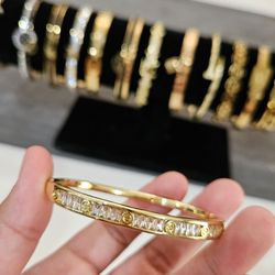 New Braclet Bangels (Jewlery)