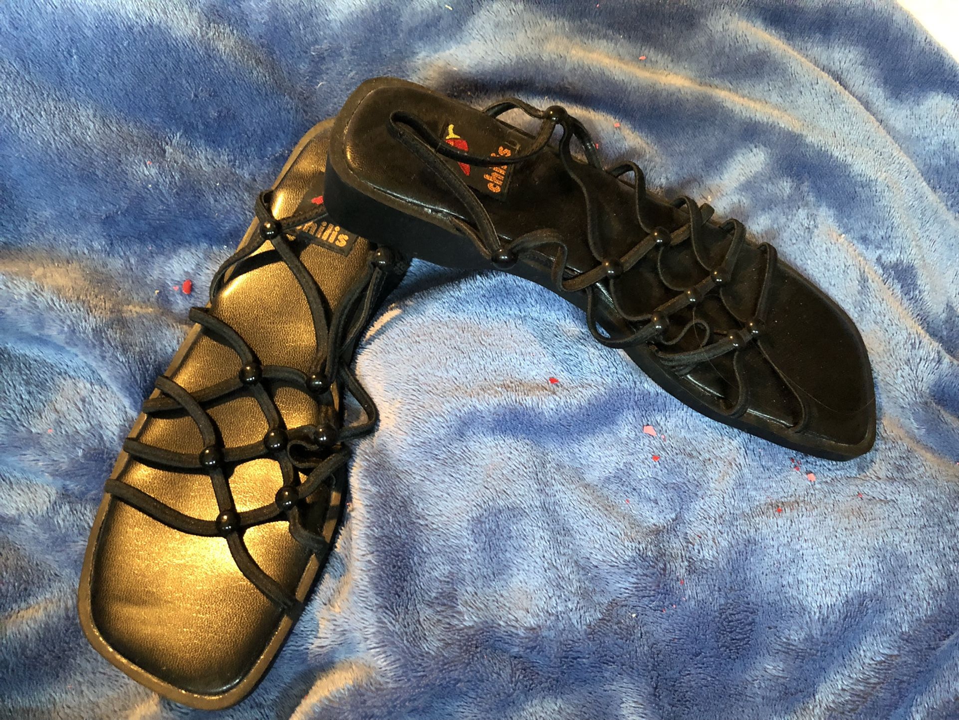 Size 3 Black Stretchy Flat Sandles