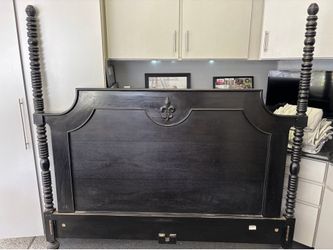 Black Wooden Fleur-de-Lis Headboard and Footboard