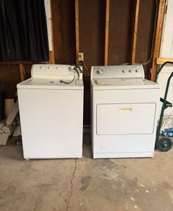 Gas washer and dryer combo