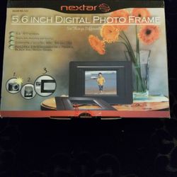 Nextar 5.6in Digital Photo Frame 