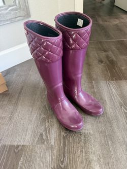 Hunter Buegandy Rain Boots Size 37.5