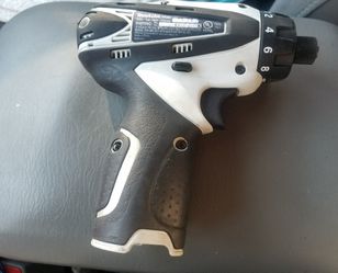 Troubled sponsor boble Makita Df030d 10.8v Cordless Driver Drill, Body Only for Sale in Phoenix,  AZ - OfferUp