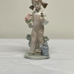 Lladro Collectible Figurines