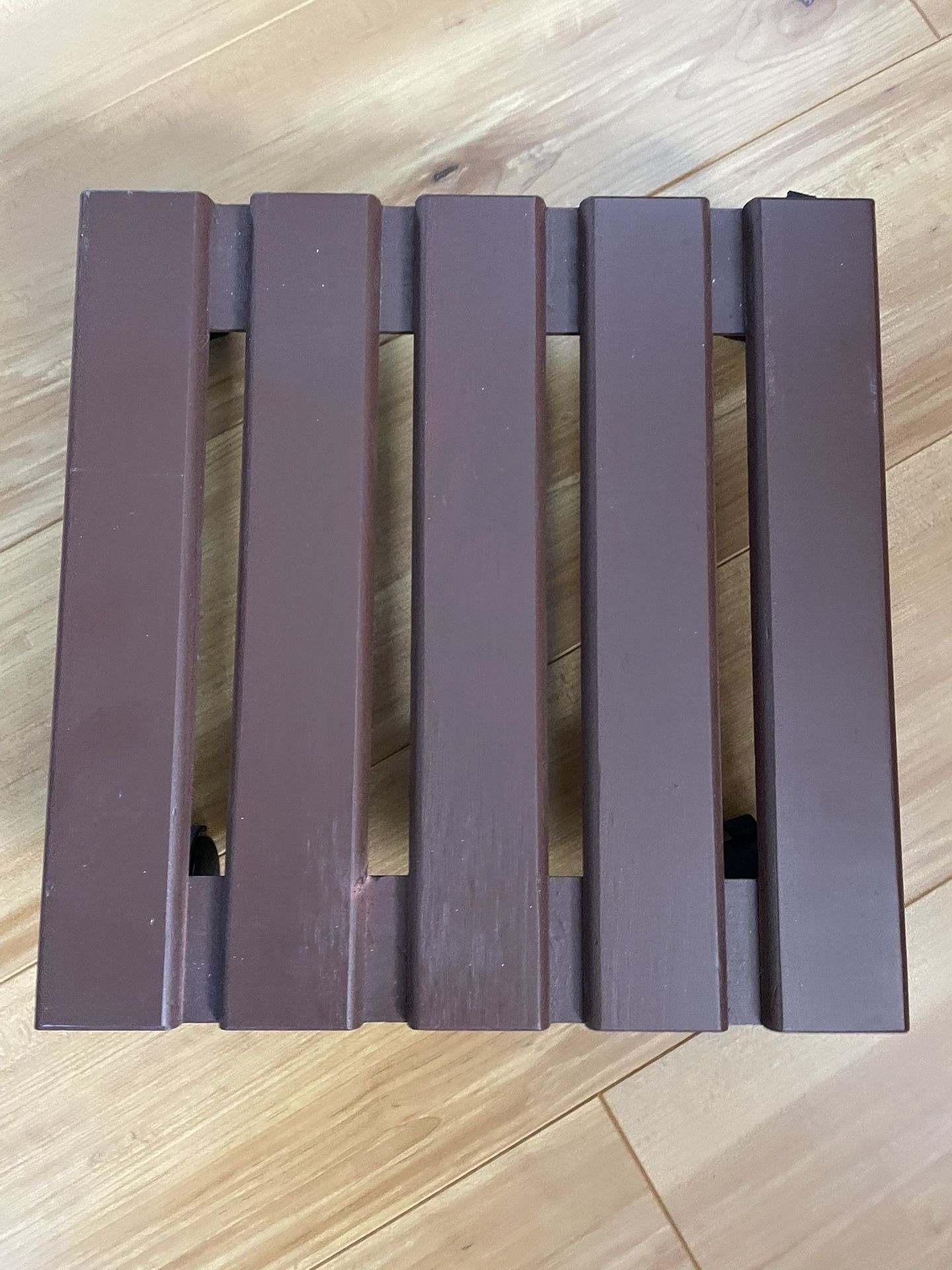 Plant Stand With Wheels And Locks