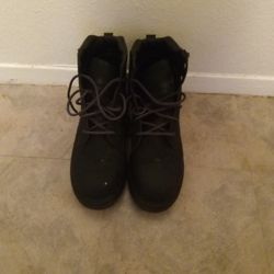 Black Outdoor Boots